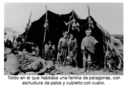 Toldo en el que habitaba una familia de patagones, con estructura de palos y cubierto con cuero. 